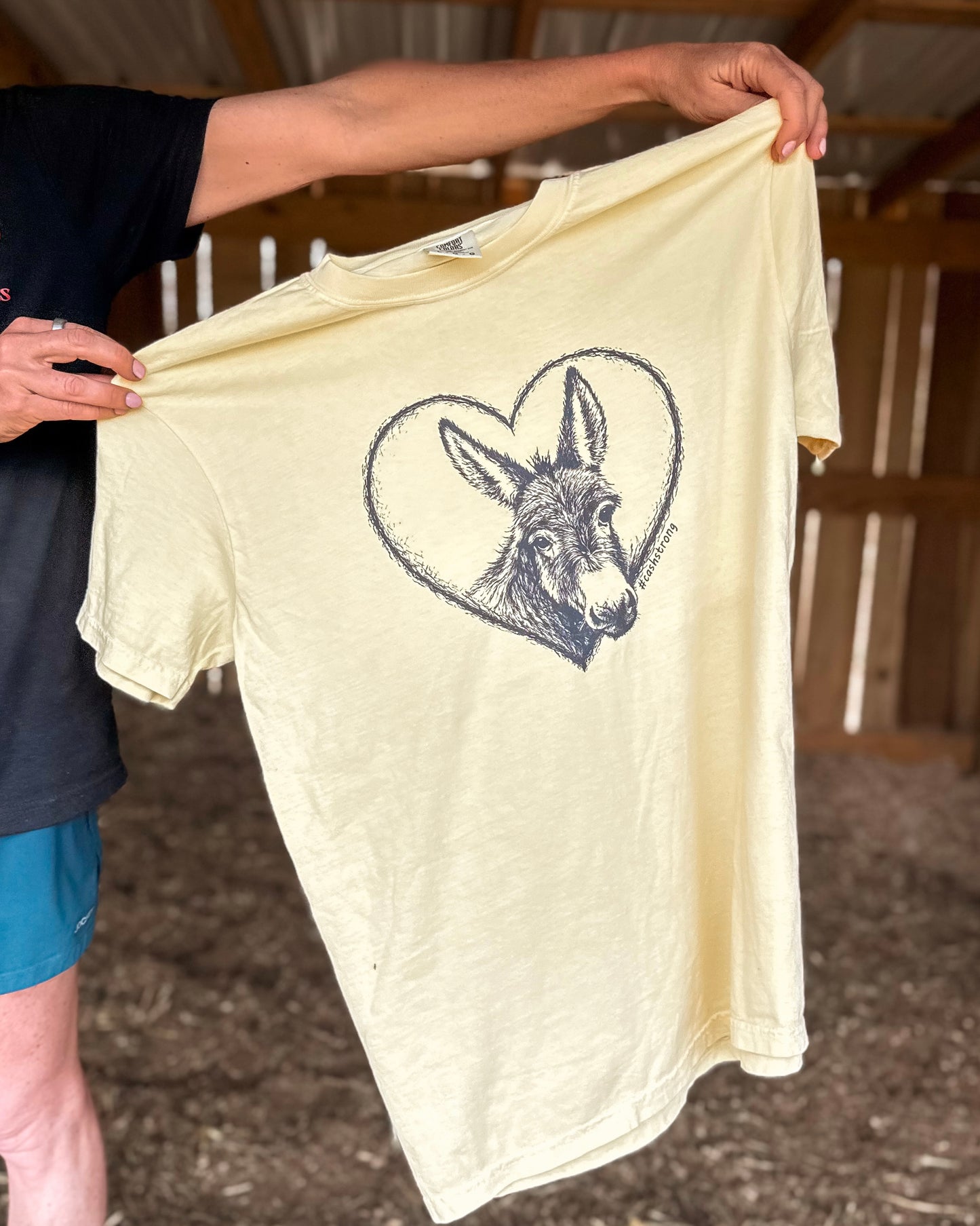 CASH STRONG TEE (Banana) PRE-ORDER